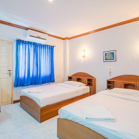 Break Point Hotel Patong Экстерьер фото