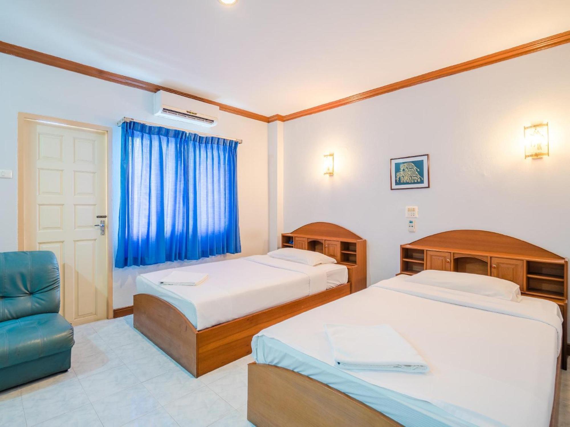 Break Point Hotel Patong Экстерьер фото