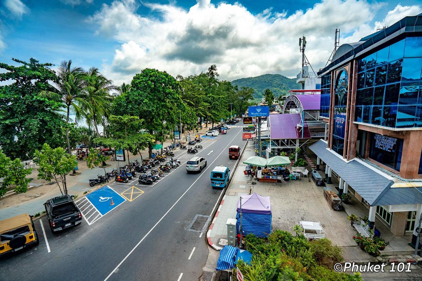 Break Point Hotel Patong Экстерьер фото